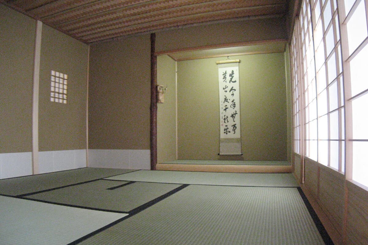 数寄屋造りの茶室｜聚楽壁